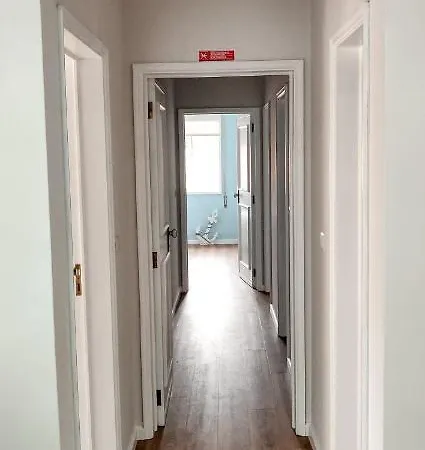 A 2 Passos - 2 Min From - Big Terrace - Kids-friendly *